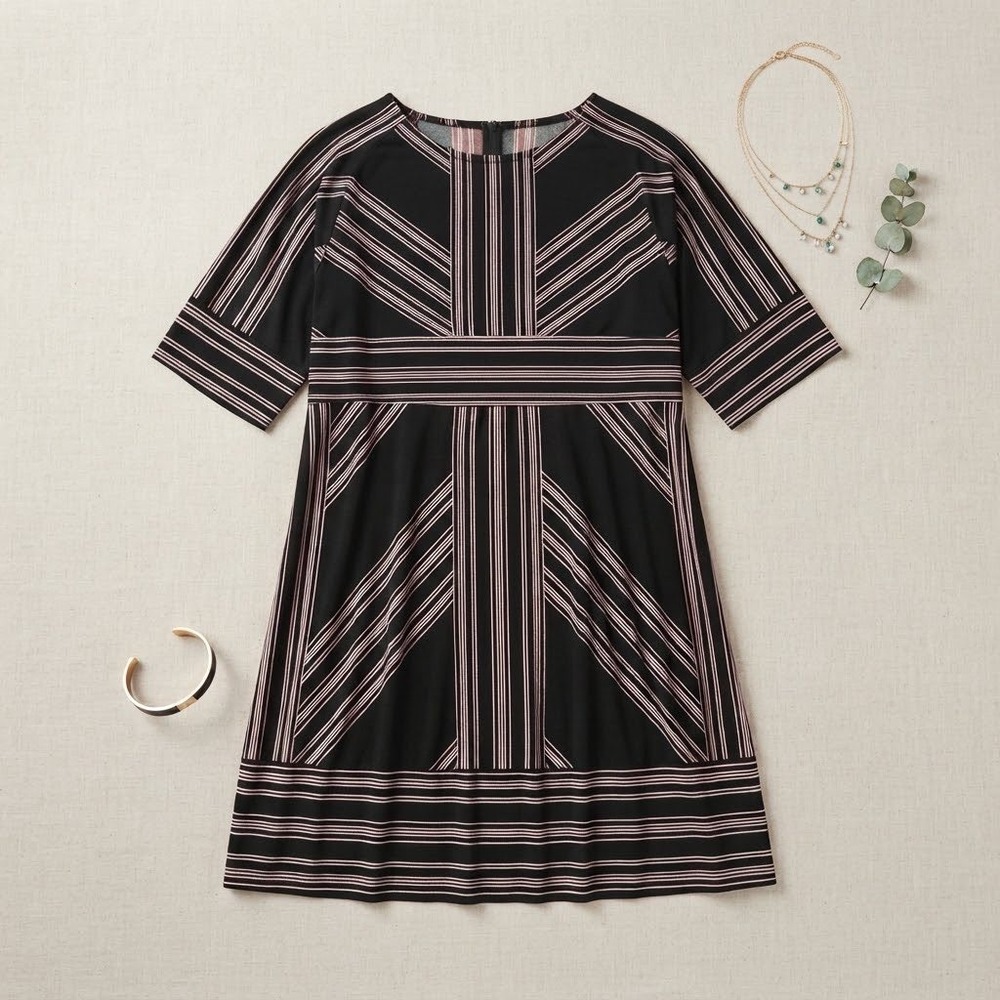 BCBGMAXAZRIA Dress Womens XS Black Pink Striped Geometric Banded Waist Mod Mini